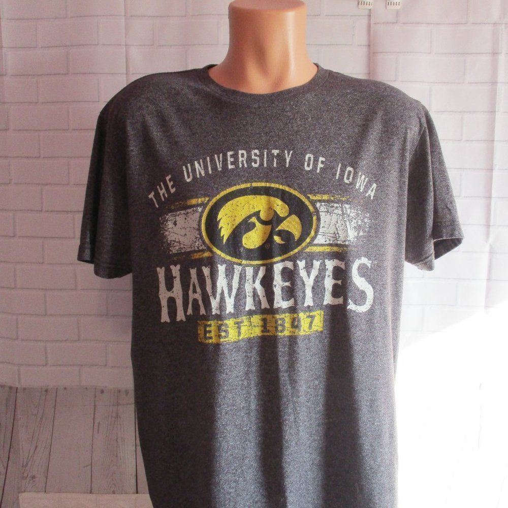 The University of Iowa Hawkeyes T Shirt XL Gray